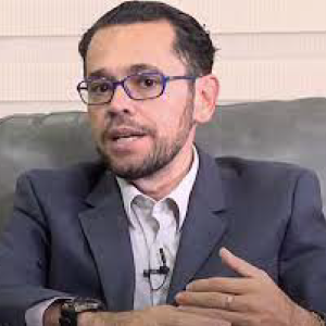 Andrés Ernesto Salinas Duarte