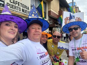 Empleados de la Católica del Norte participando de las fiestas del atardecer - Santa Rosa de Osos