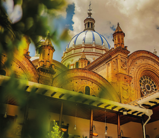 Catedral de la Inmaculada Concepción de Cuenca - Ecuador